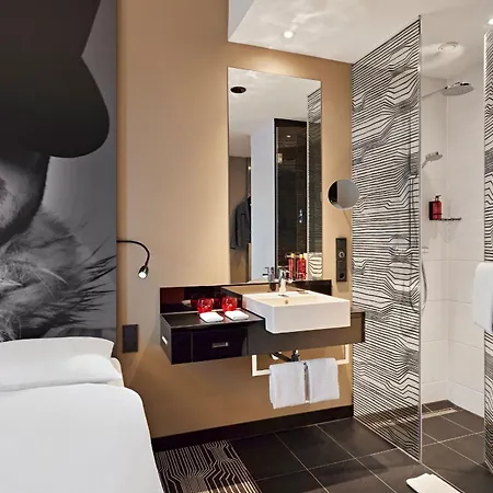 Légère Hotel 4*