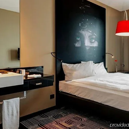 Légère Hotel 4*